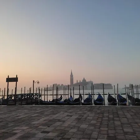 Hotel Bridge Benátky