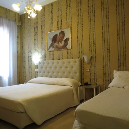 Bridge Hotel Venedig